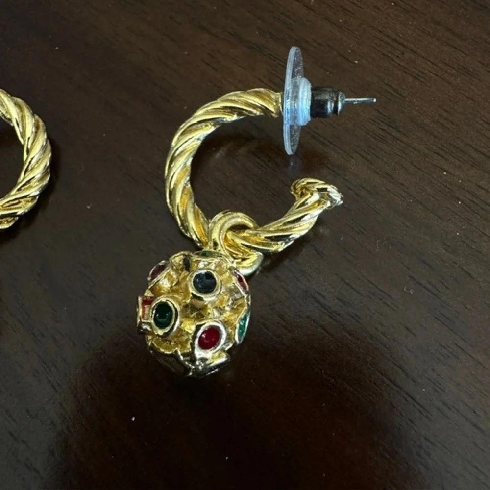 Vintage Gold Tone Twisted Hoop Dangle Earrings Multi Color Rhinestone Posts